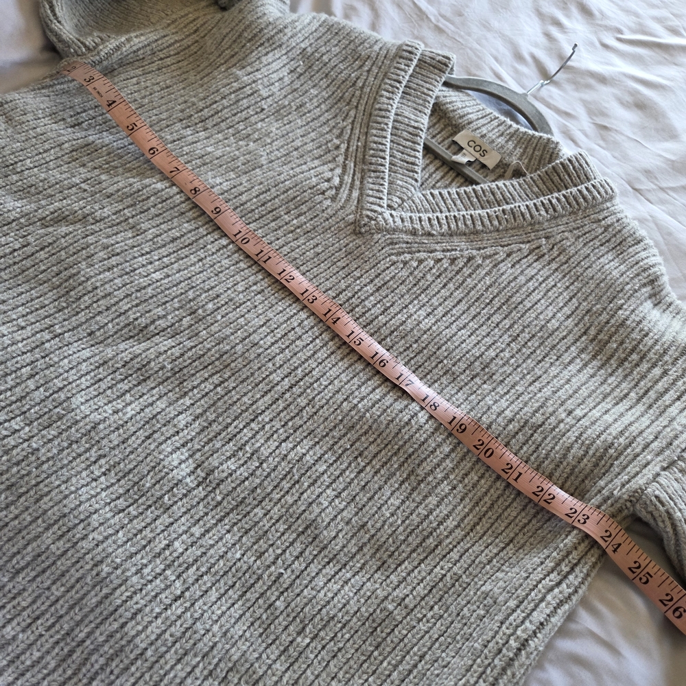 COS | Wool Gray Sweater - Picture 7 of 11